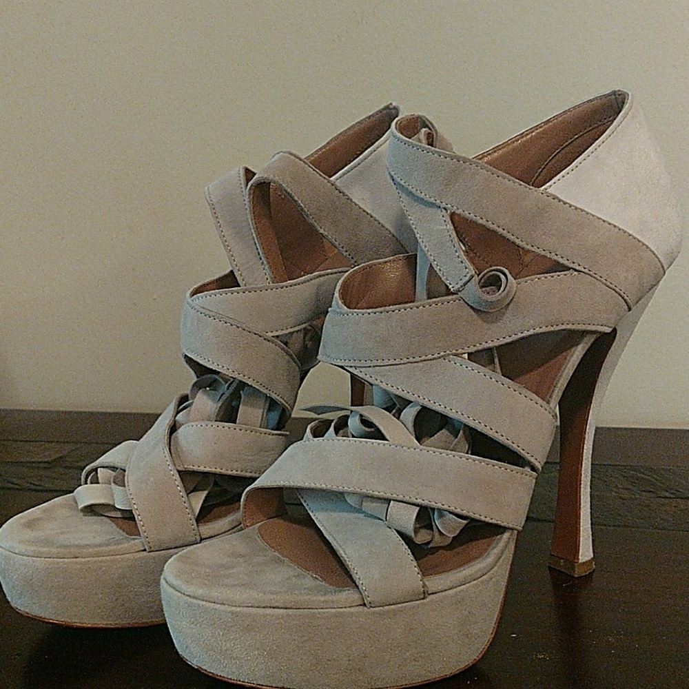 Alaia Lace up suede heel